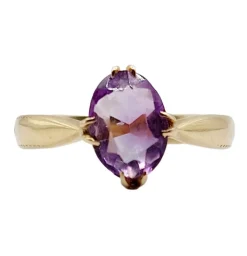 Bague cocktail art deco or jaune 18k ornée d'une améthyste 2,12 carats en sertis griffes