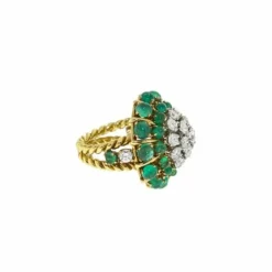 Bague cocktail cabochon émeraudes diamants or jaune