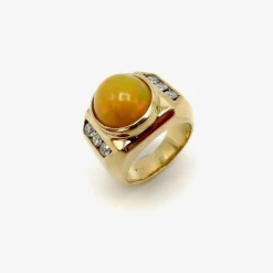 Bague cocktail en or 14 carats avec opale et diamant