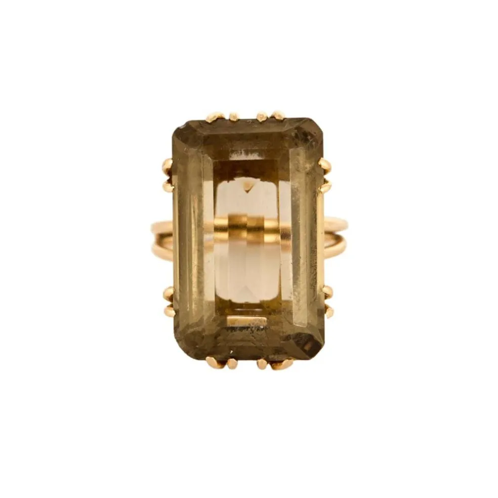 Bague cocktail en or jaune et quartz fumé