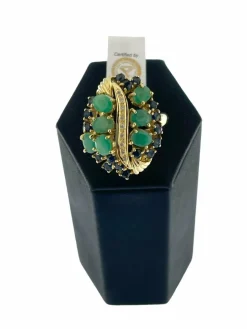Bague cocktail en or jaune, diamants, saphirs et émeraude certificat IGI