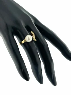 Bague cocktail italienne en or jaune avec diamants et perles