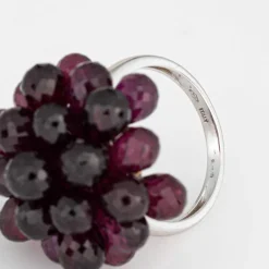 Bague cocktail vintage en or blanc 18 carats avec grenat briolette