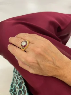 Bague cocktail vintage en diamant et rubis