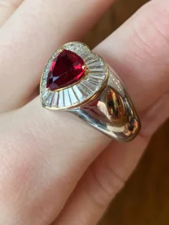 Bague Coeur rubis et diamants