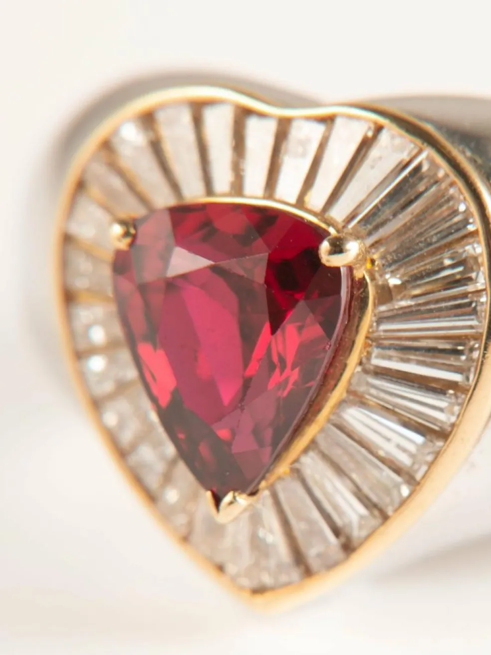 Bague Coeur rubis et diamants