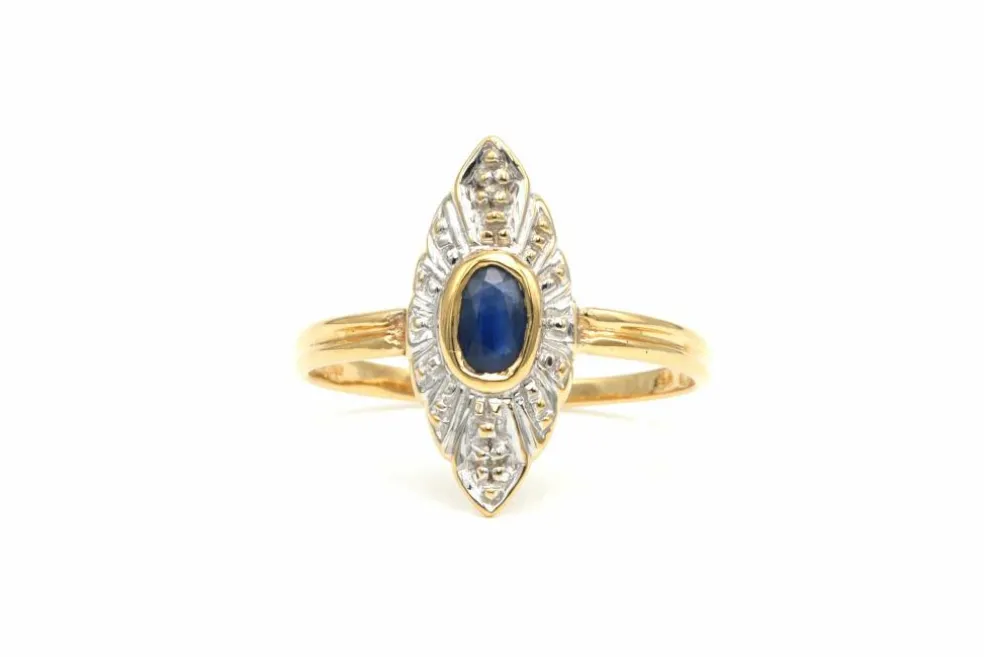 Bague contemporaine en or jaune 18 carats sertie d'un saphir et de diamants