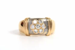 Bague contemporaine en or jaune et blanc 18 carats sertie de diamants