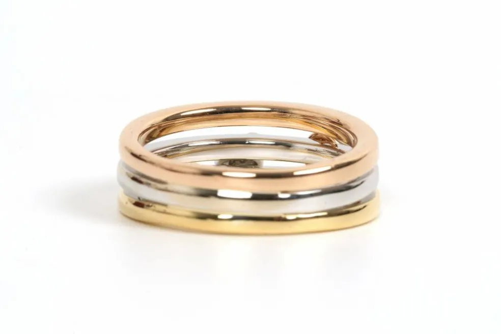 Bague contemporaine en or jaune, blanc et rose 18 carats sertie de diamants