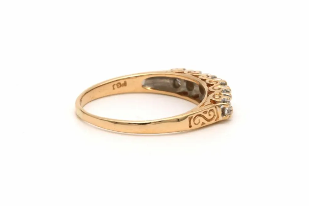 Bague contemporaine en or jaune 18 carats sertie de diamants "taille" brillant (+-0.36ct)