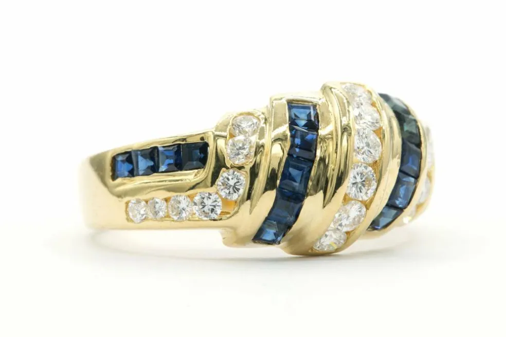 Bague contemporaine en or jaune sertie de saphirs et de diamants