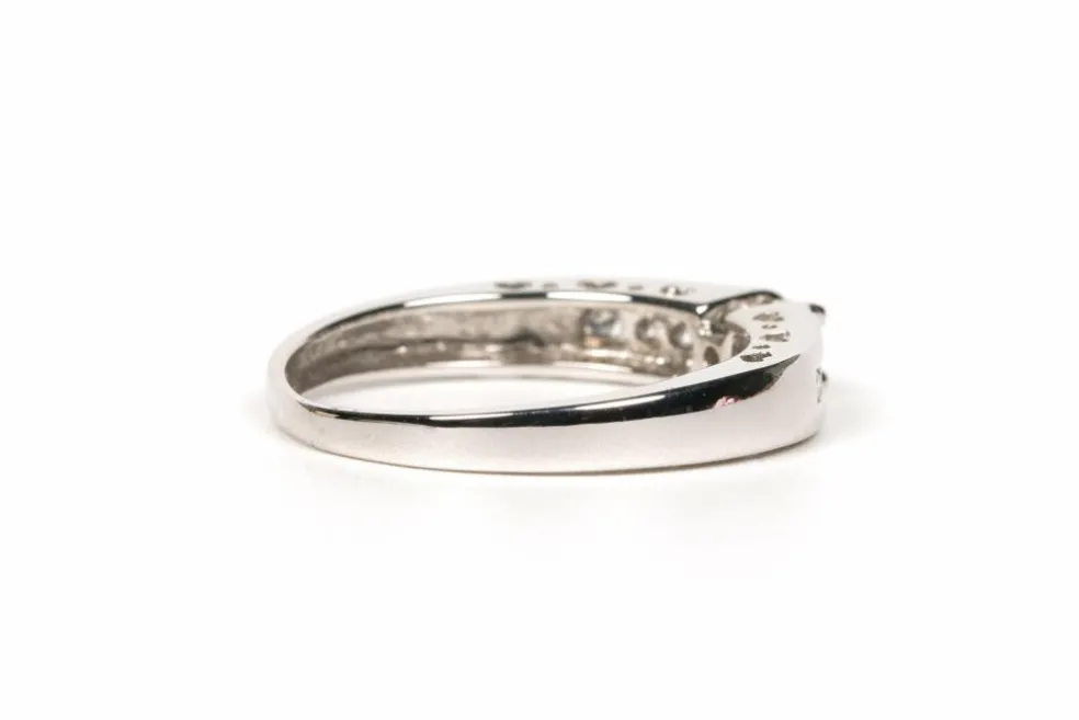 Bague contemporaine or blanc diamants
