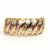 Bague contemporaine or jaune, rubis, diamants