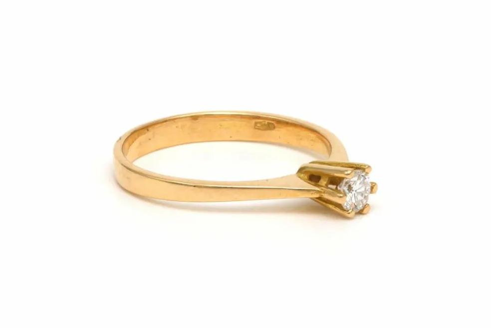 Bague Contemporaine or jaune diamant