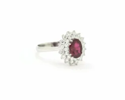 Bague contour avec rubis du Mozambique