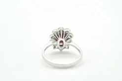 Bague contour avec rubis du Mozambique