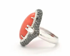Bague corail et diamant