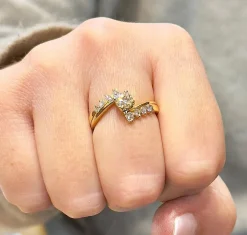 Bague croisée or jaune diamants