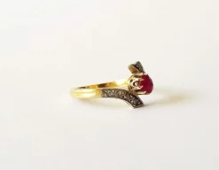Bague croisée Or Jaune Rubis et Diamants