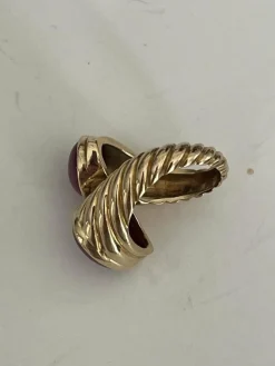 Bague Croisée Or Jaune Rubis Cabochon
