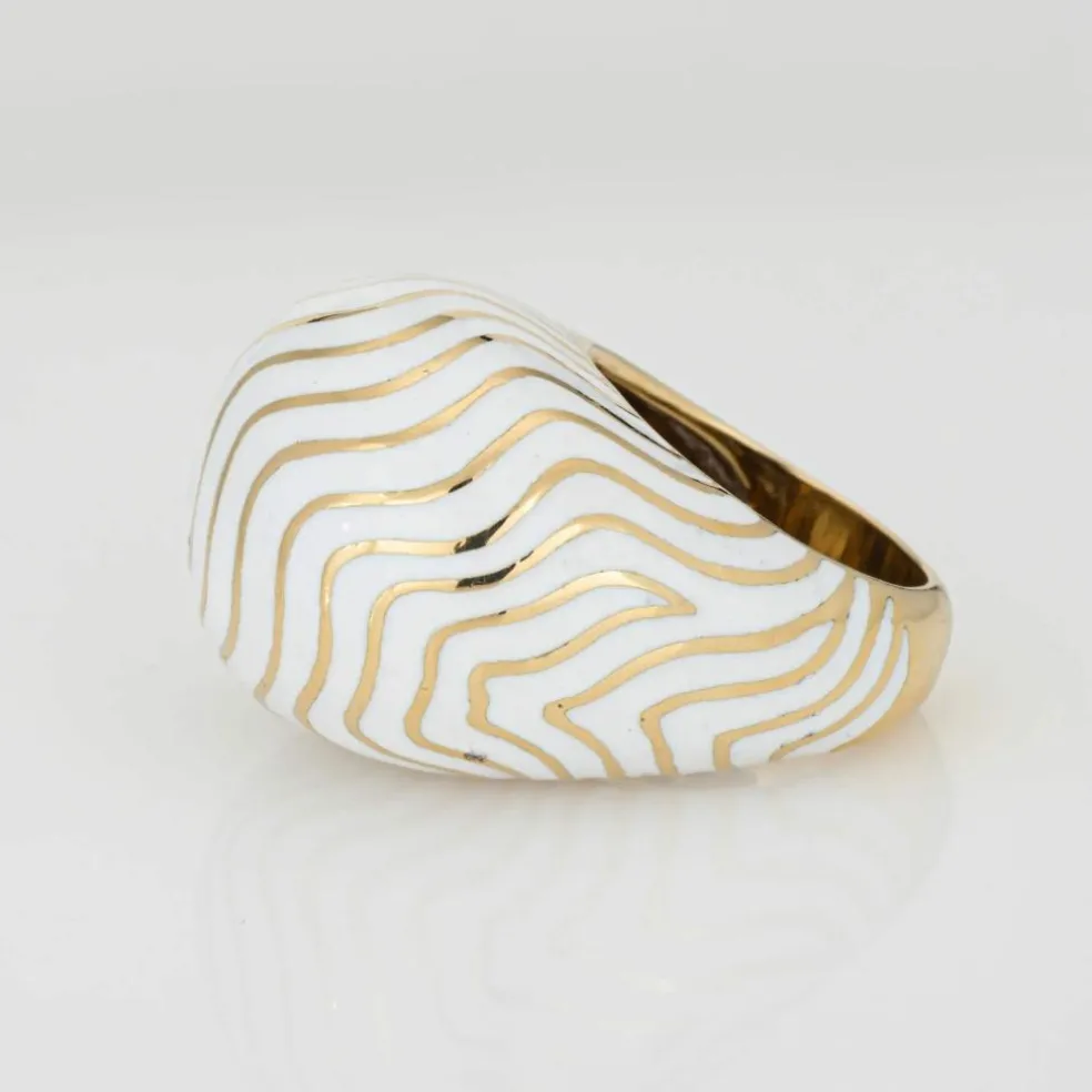 Bague David Webb Vintage Bombe Dome en émail blanc