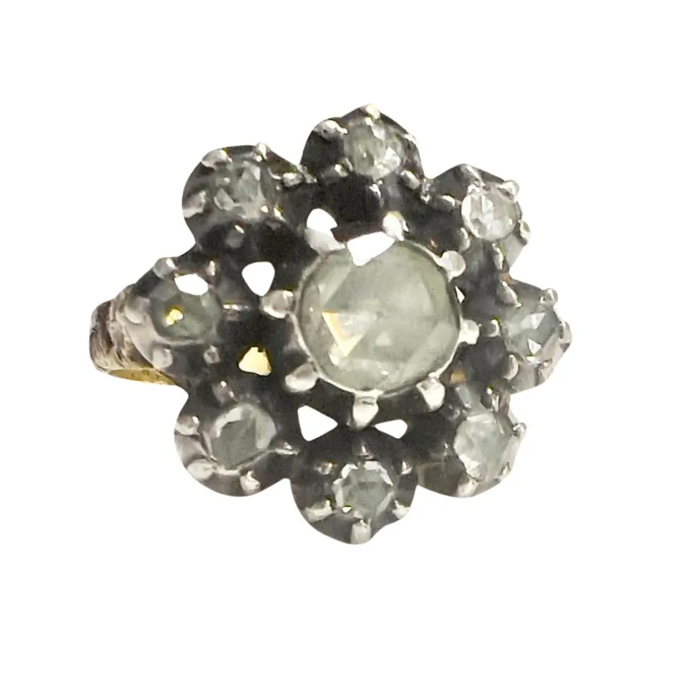 Bague début XXe siècle en or 18 carats et argent avec diamants