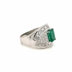 Bague de cocktail colombienne rétro en diamant émeraude