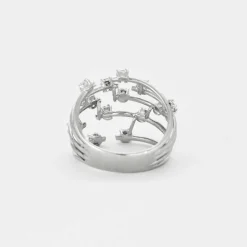 Bague de cocktail en or gris et diamants