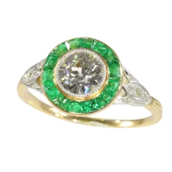 Bague de fiançailles Art Déco 1920 avec diamants et émeraude