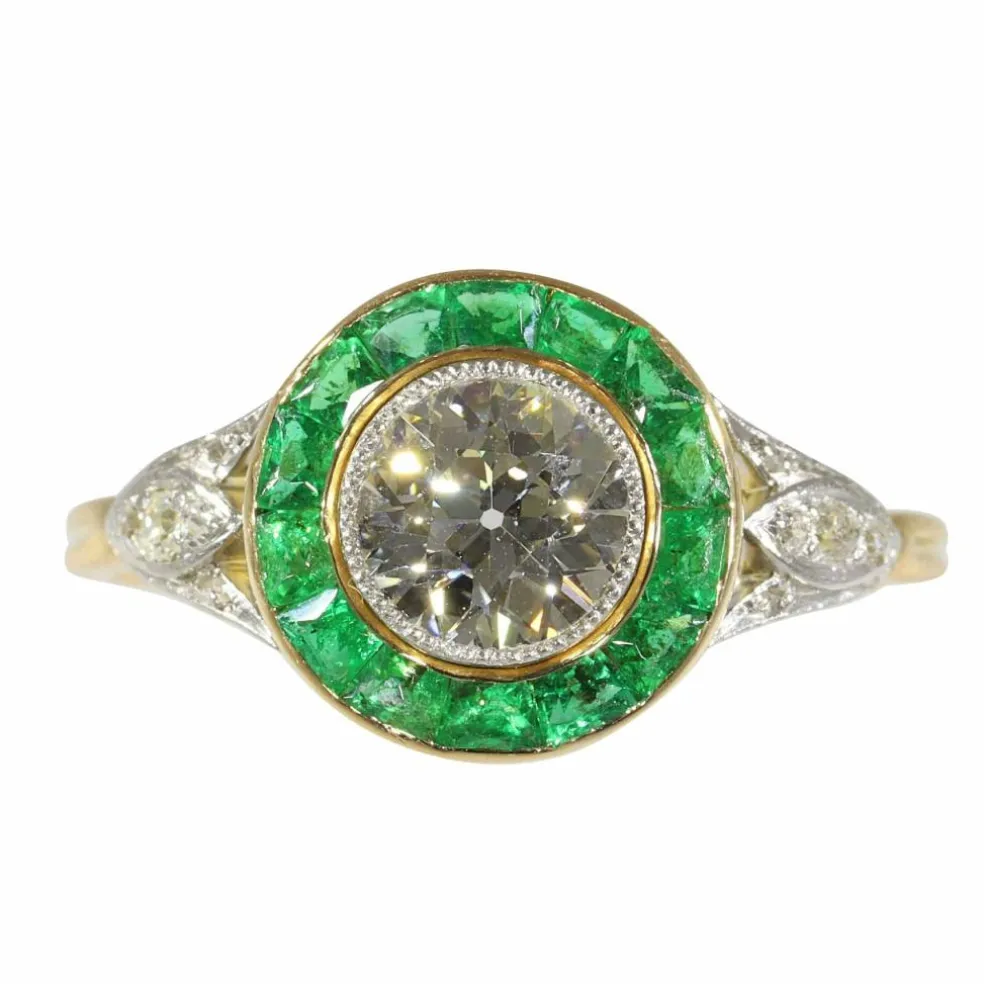Bague de fiançailles Art Déco 1920 avec diamants et émeraude