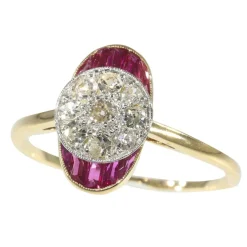 Bague de fiançailles Art Déco diamant et rubis