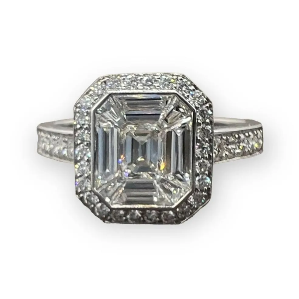 Bague de Fiançailles Diamants Calibrés et Pavage de Diamants