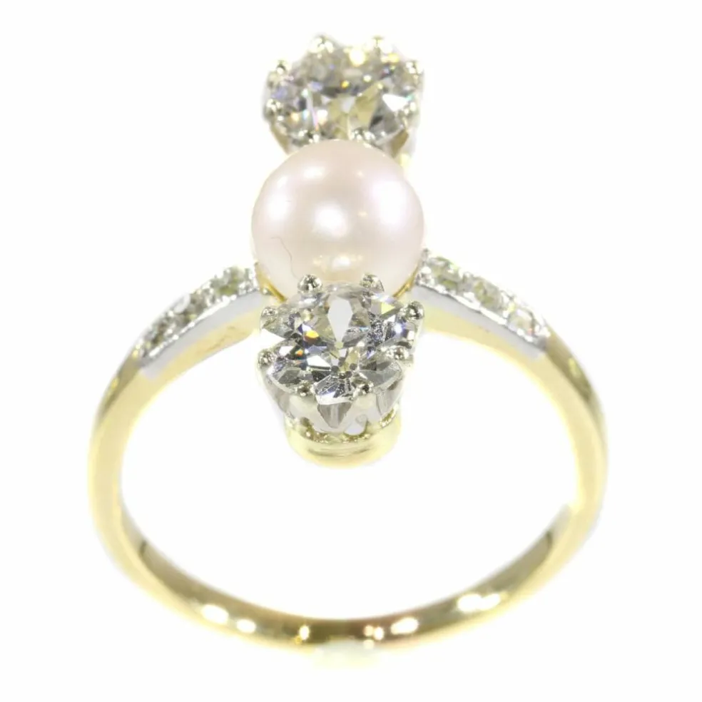 Bague de fiançailles diamant et perle