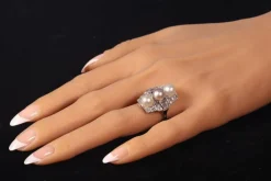 Bague de fiançailles diamant et perle