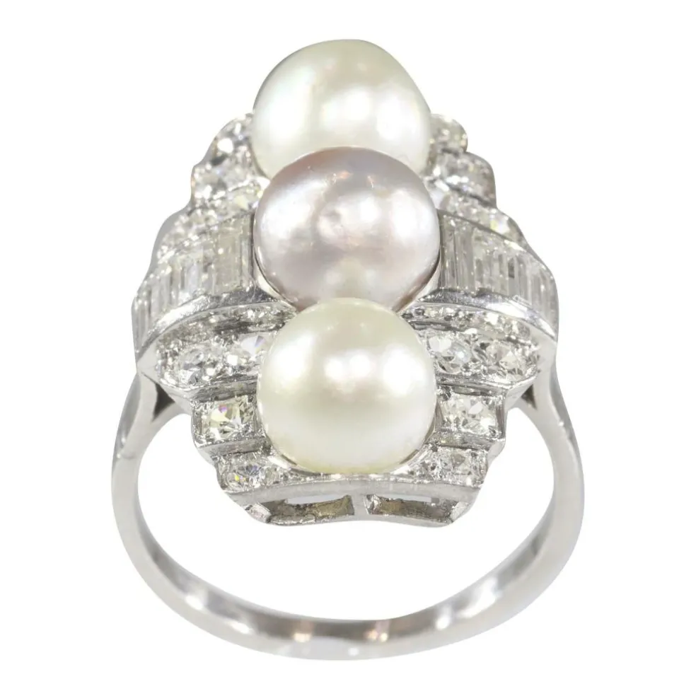 Bague de fiançailles diamant et perle