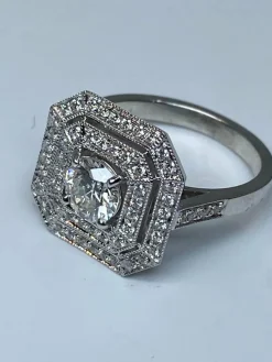 Bague de fiançailles, diamant