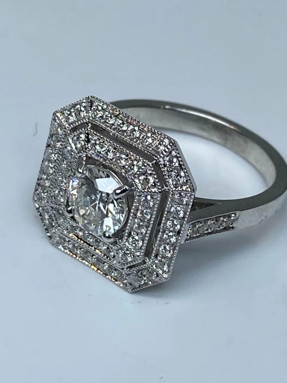 Bague de fiançailles, diamant