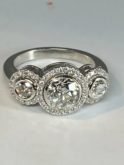 Bague de fiançailles, diamants