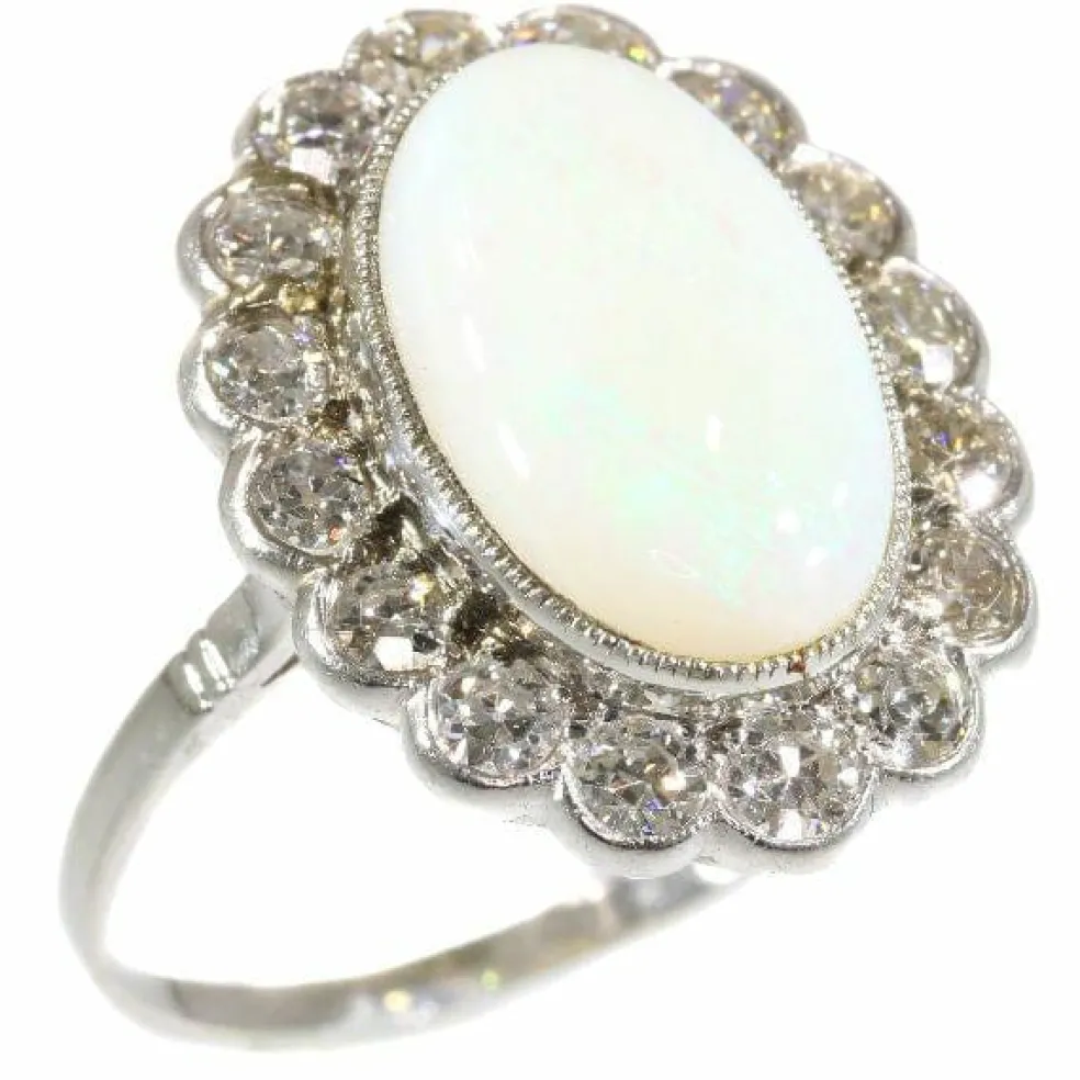 Bague de fiançailles diamant opale