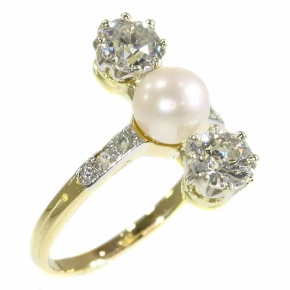 Bague de fiançailles diamant et perle