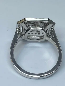 Bague de fiançailles, diamant