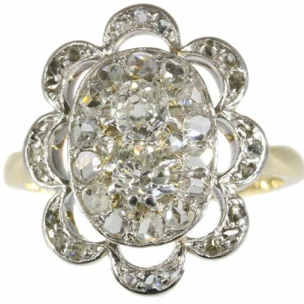 Bague de fiançailles en diamant