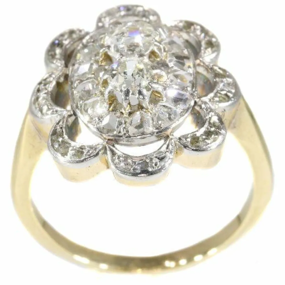 Bague de fiançailles en diamant
