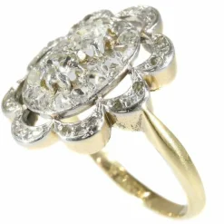 Bague de fiançailles en diamant
