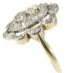 Bague de fiançailles en diamant