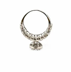 Bague de fiançailles en or blanc et diamants