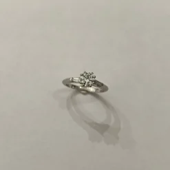 Bague de fiançailles or blanc diamant
