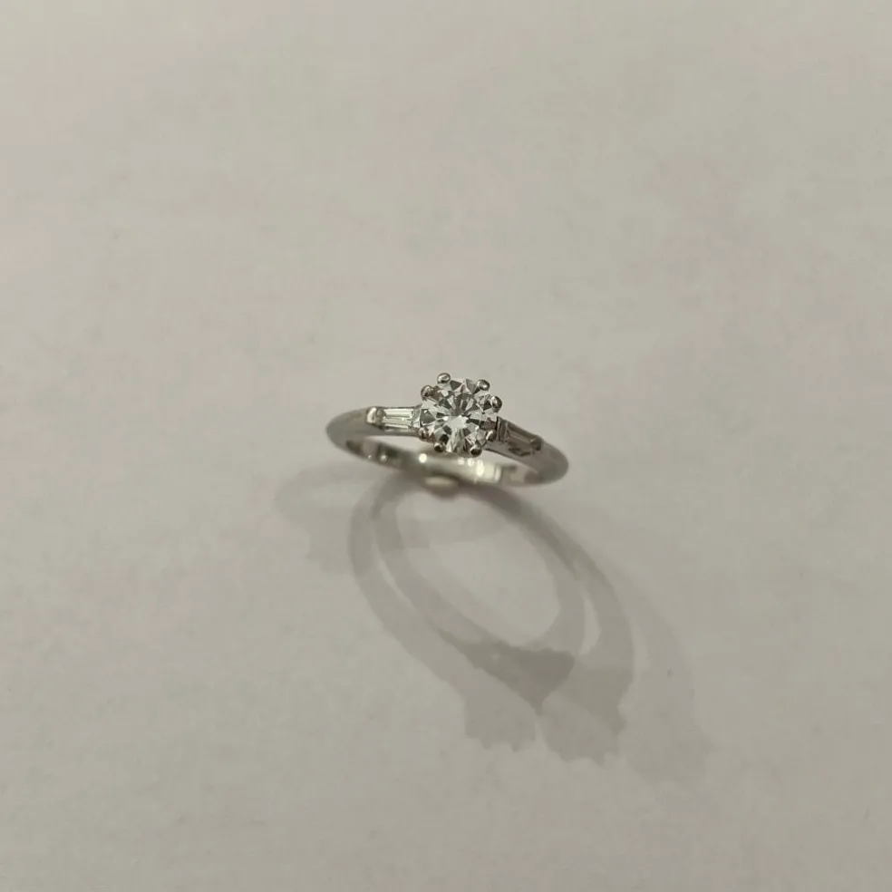 Bague de fiançailles or blanc diamant