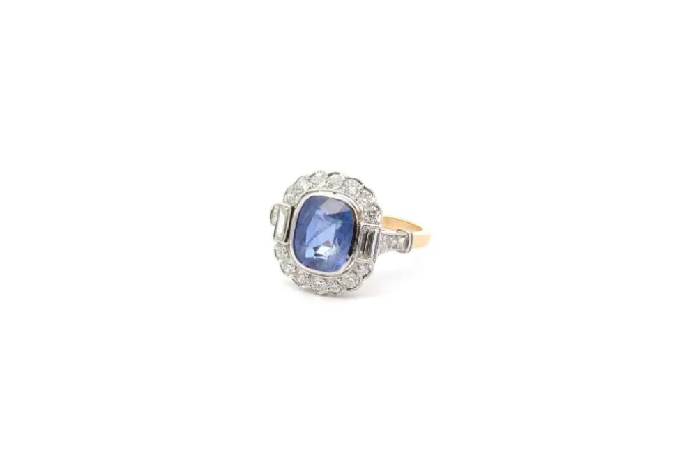 Bague de fiançailles saphir 3,15cts et diamants