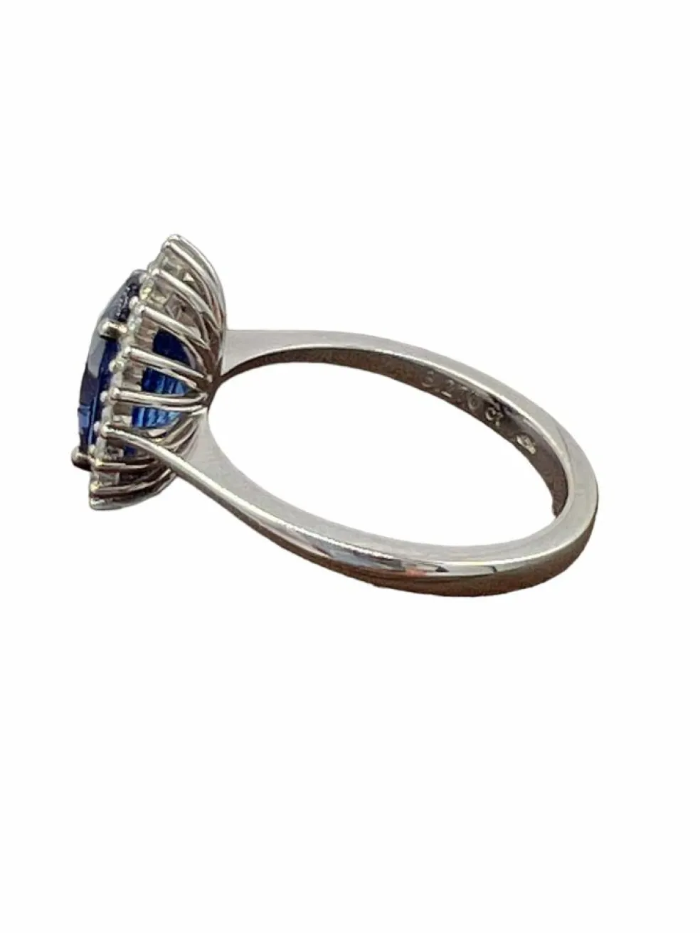 Bague de fiançailles saphir naturel certifié 3,27 carats